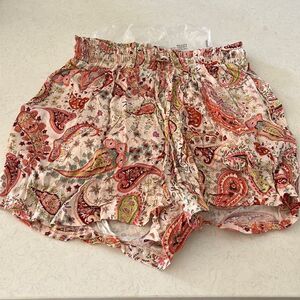 Dee Elly paisley pattern pajamas from Vici - size Small - NWOT